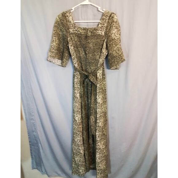 Argon green maxi dress. - Picture 4 of 8